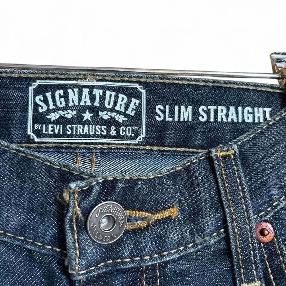 Signature by Levi Strauss & Co. Slim Straight Jeans Size 30x30